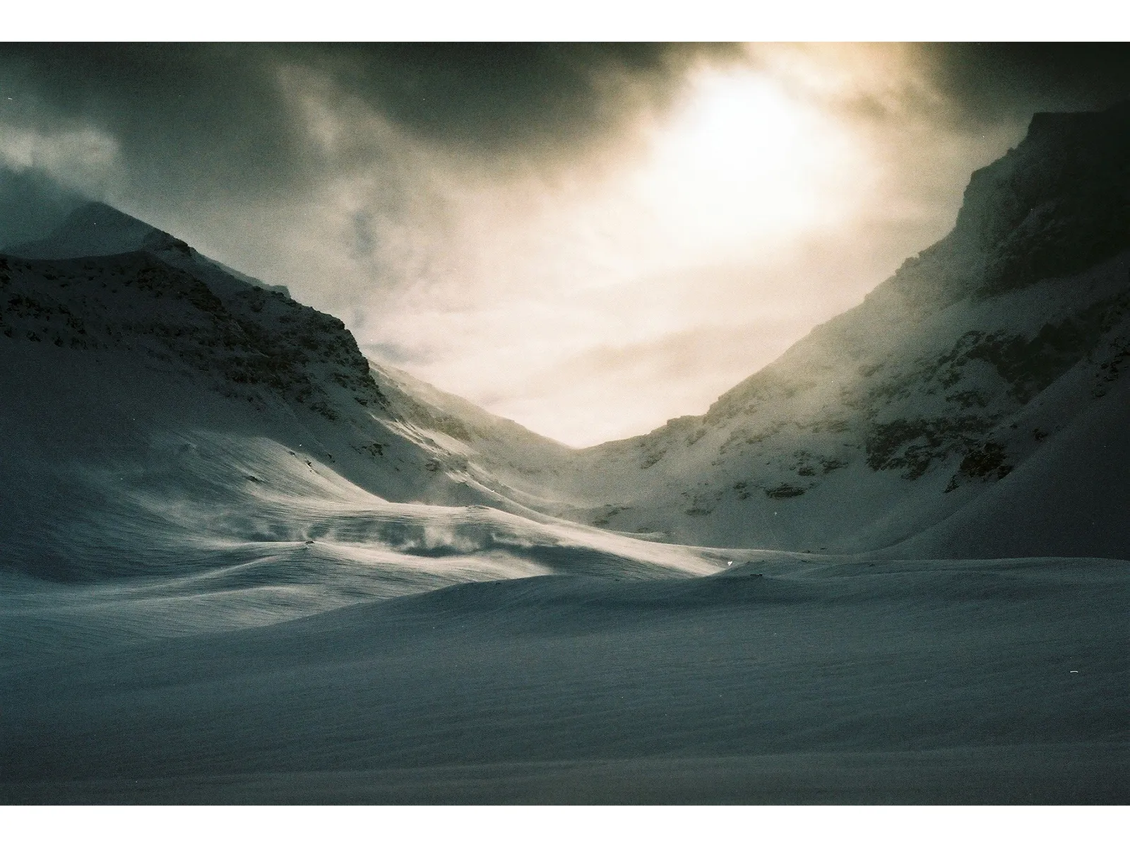 Photo by Wojtek Nowicki